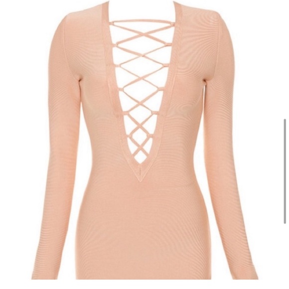 House of CB Peach Pink Lace Front Reyna Bandage Mini Dress Size Small - Picture 5 of 8